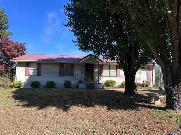 119 County Road 406, Haleyville, AL 35565