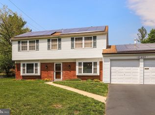 12402 Round Tree Ln, Bowie, MD 20715