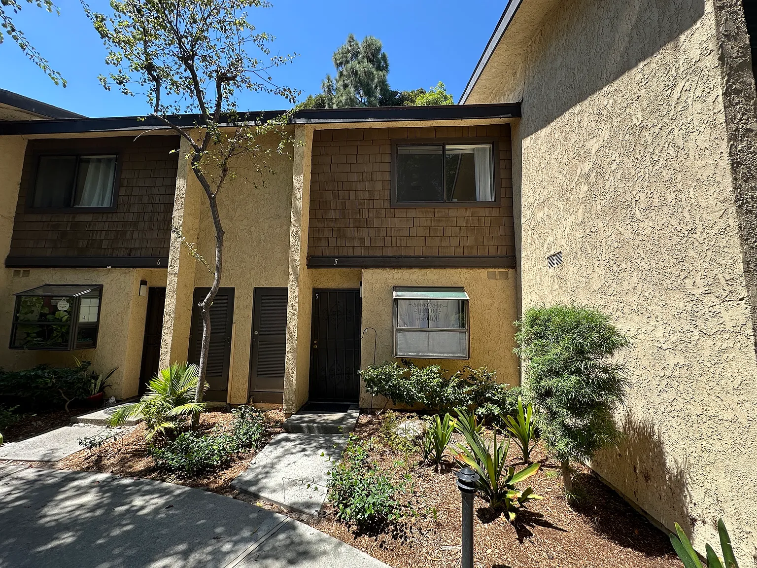 2 bed, 1056 sqft, $2,950 — Photo 1