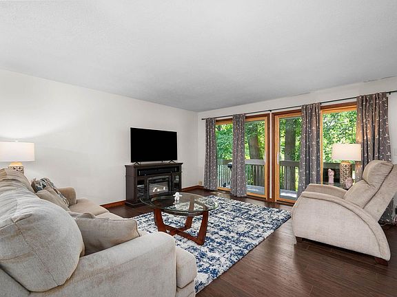 5th image of 712 51st Ave
