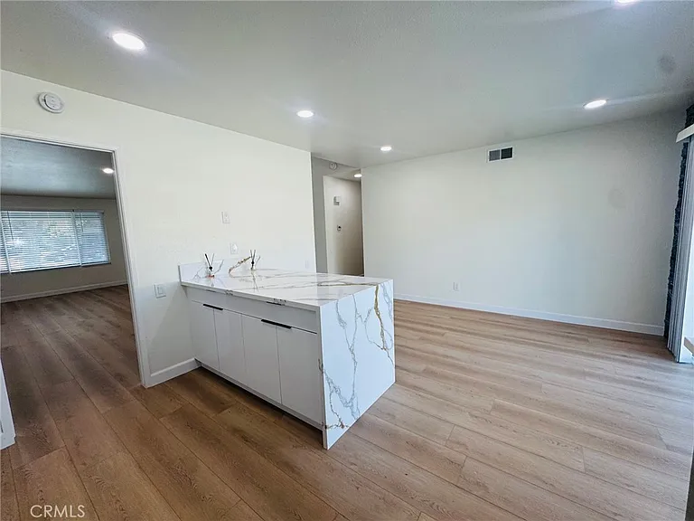 18316 Santana Ave — Photo 10