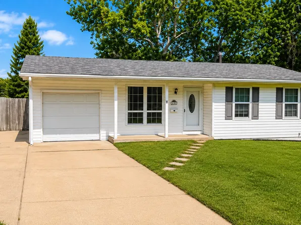 5205 Auriesville Ln, Hazelwood, MO 63042