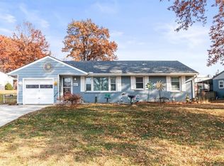 6507 N McGee St, Gladstone, MO 64118