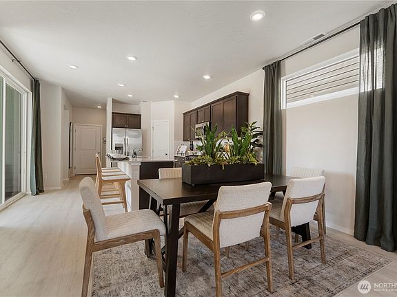 5th image of 22902 SE Sitka Street