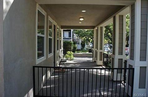 4th image of 80 N Sierra Bonita Ave