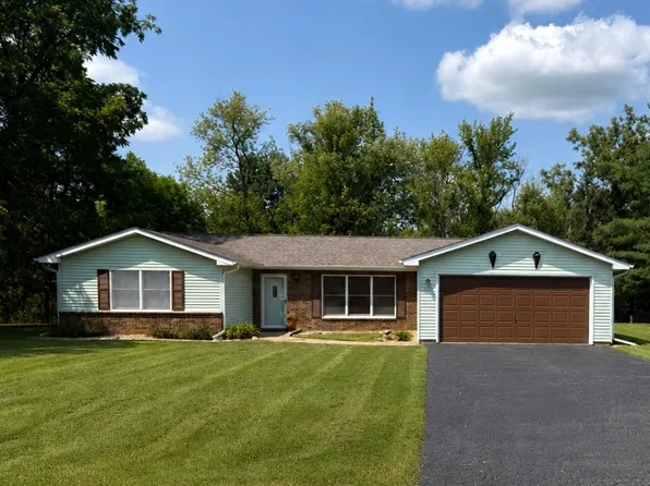 262 Brookside Dr, Paw Paw, IL 61353