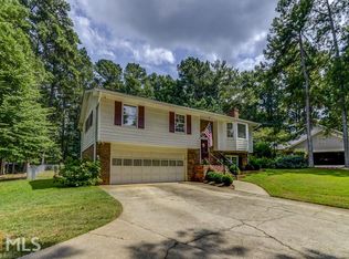 114 Old Rosser Rd, Stone Mountain, GA 30087