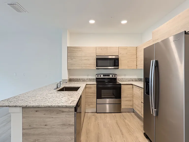 1217 Southstation Pl #502 — Photo 9