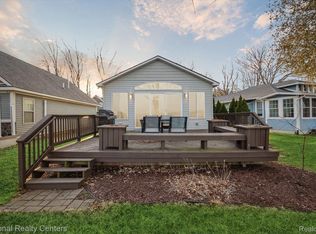 4807 Downing Dr, Pinckney, MI 48169