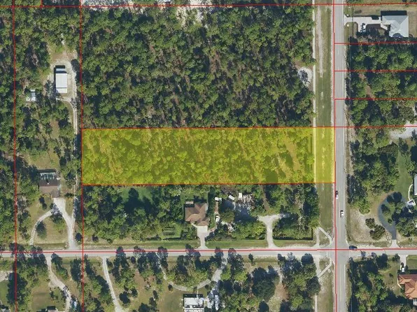 8th St Ne, NAPLES, FL 34120
