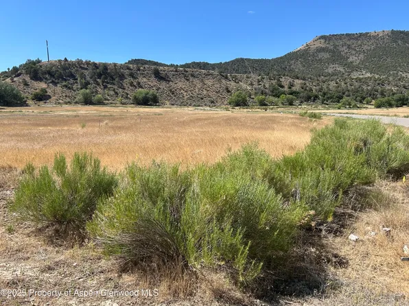 21 Rapids View Ln, New Castle, CO 81647