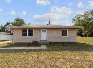 209 N Pierce St, Adams, WI 53910