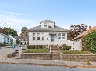 25 June Ave, Cranston, RI 02920