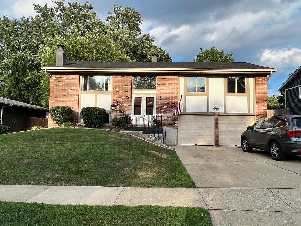 1st image of 887 Hillandale Dr