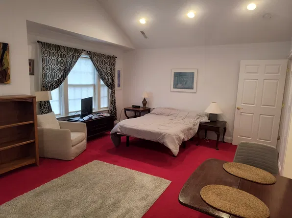 151 Heritage Dr, Shepherdstown, WV 25443