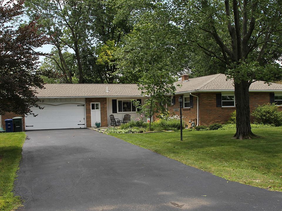 1st image of 987 Lornaberry Ln