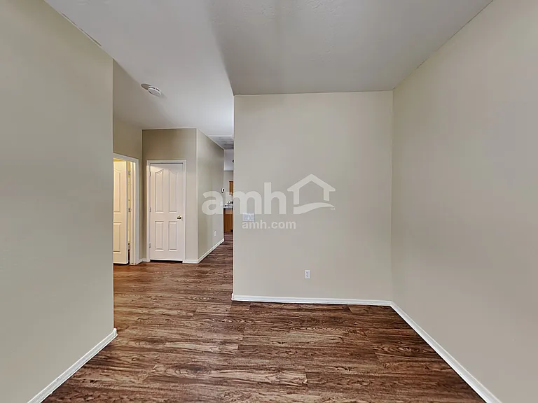 15342 W Morning Glory St — Photo 6