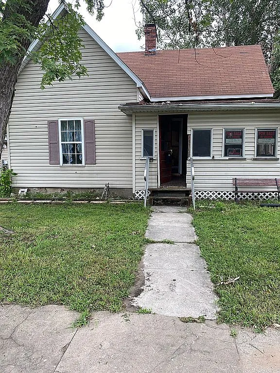 320 Church St photo 1