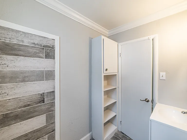 162 Wilkenson Dr NE — Photo 15