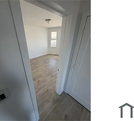 10 Beatrice St #2 — Photo 2