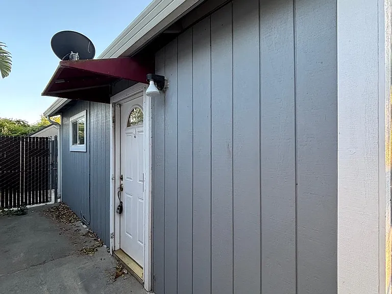 6905 Brentwood Blvd — Photo 7