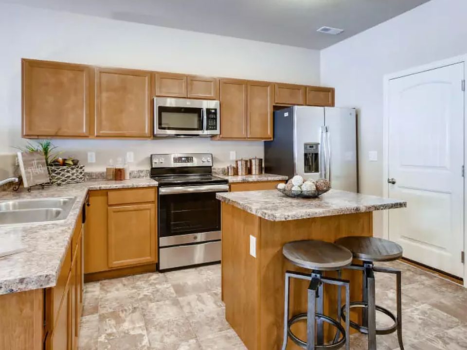 2nd image of 7597 Black Spruce Hts