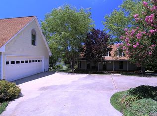 1951 Waterford Pointe Rd, Lexington, NC 27292