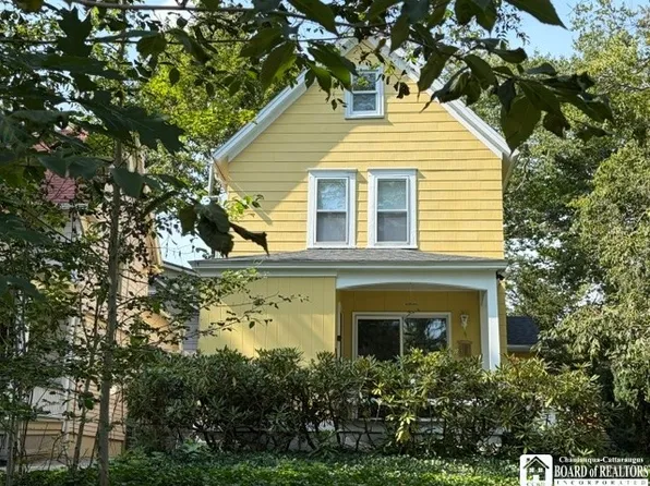 6 Crescent Ave, Chautauqua, NY 14722
