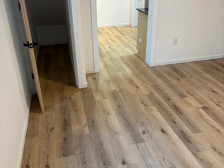 414 N Meldrum St #BASEMENT — Photo 8