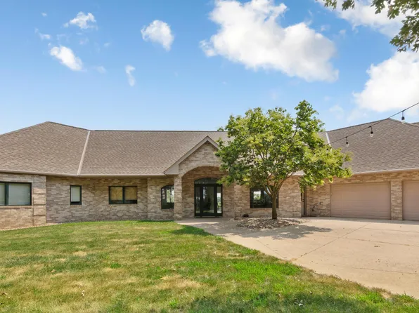 8087 SW 23rd Ave, Owatonna, MN 55060