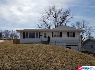 101 Cedar St, Bellevue, NE 68005