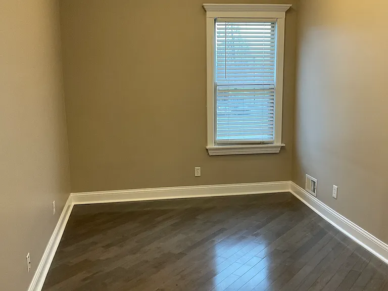 2-3714 Lincoln St #2 — Photo 16