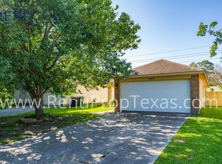 24830 Broad Pine Dr, Huffman, TX 77336