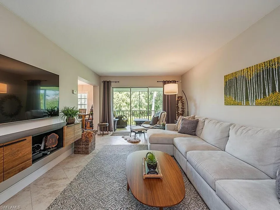 208 Bobolink Way