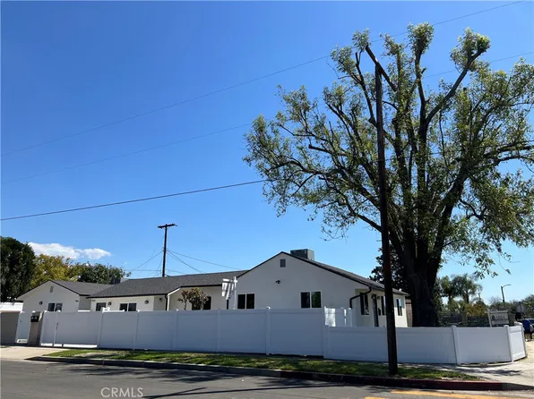 7856-7858 Ranchito Ave, Panorama City, CA 91402