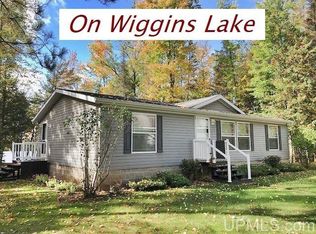 N18059 Wiggins Lake Ln, Pembine, WI 54156