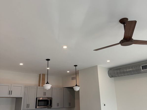 108 W Courthouse Ave #201