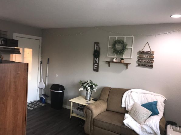 1215 Sylvan St #24