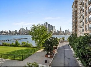 1425 Hudson St APT 3L, Hoboken, NJ 07030