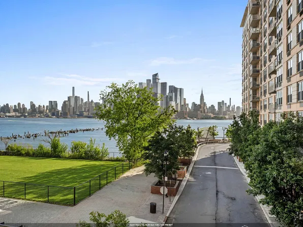 1425 Hudson St APT 3L, Hoboken, NJ 07030