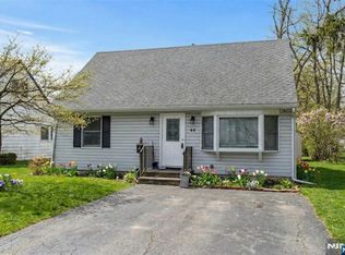 68 Central Ave, Pompton Lakes, NJ 07442