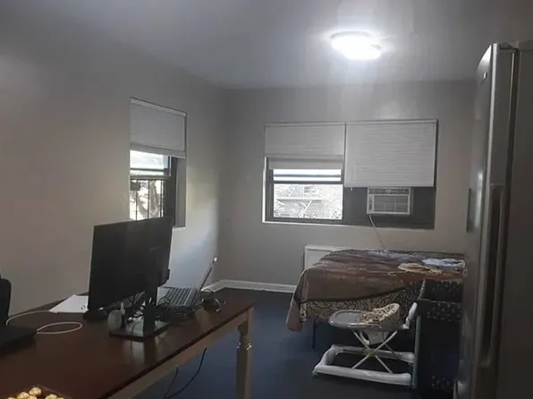 3031 Edwin Avenue image 1 of 8