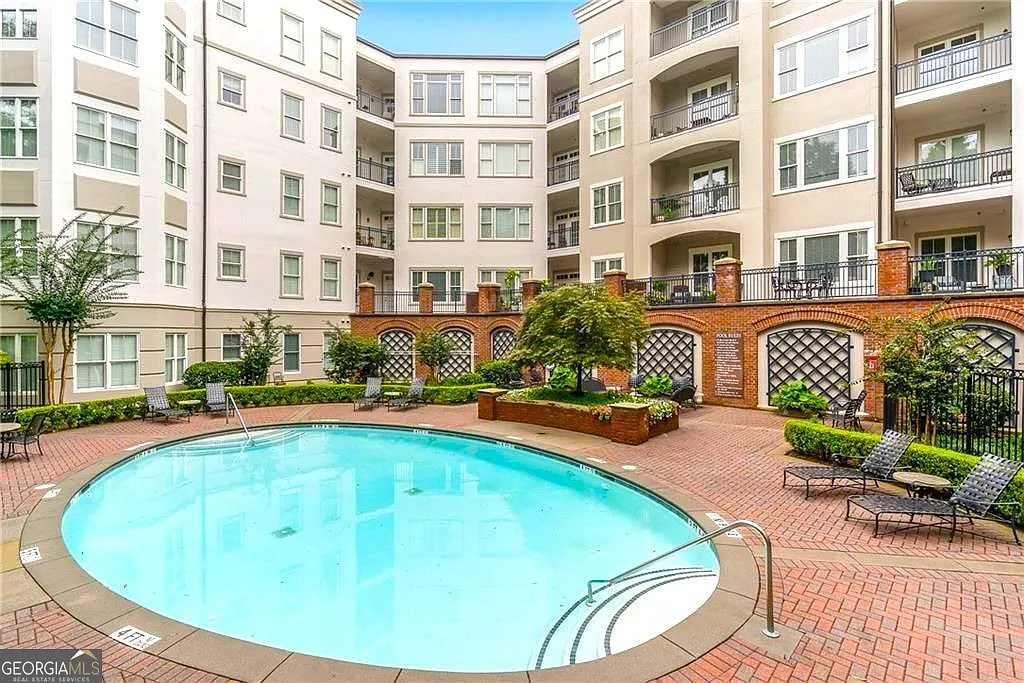 2 bed, 2.0 bath, 1164 sqft, $2,250 — Photo 2