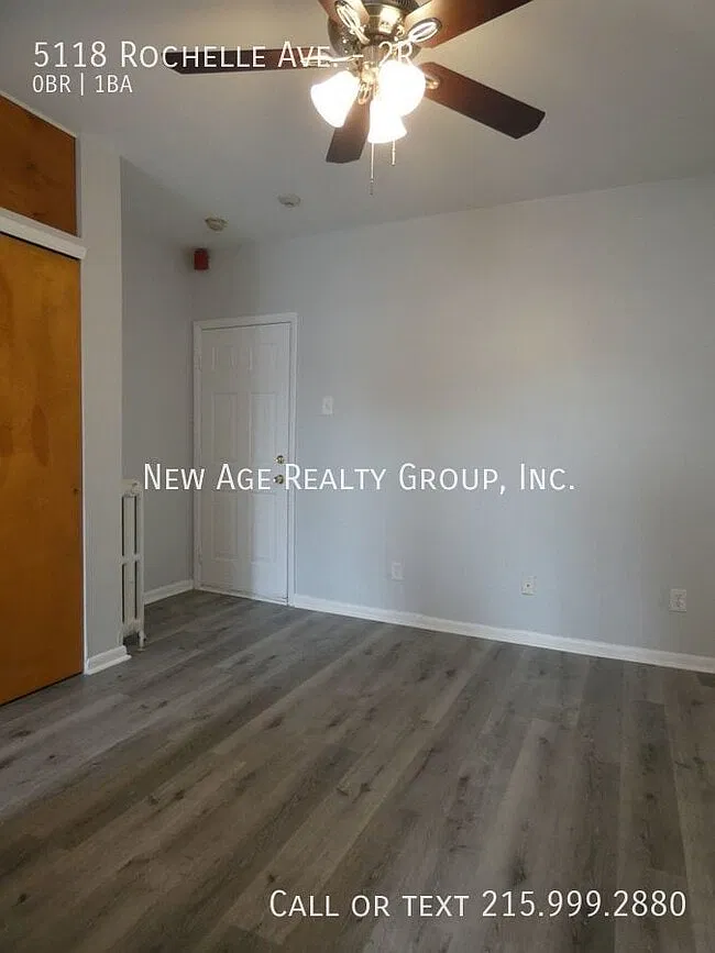 Studio, $1,050 — Photo 4