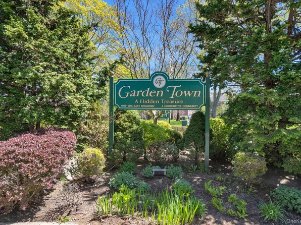 1195 E Broadway #L23, Hewlett, NY 11557