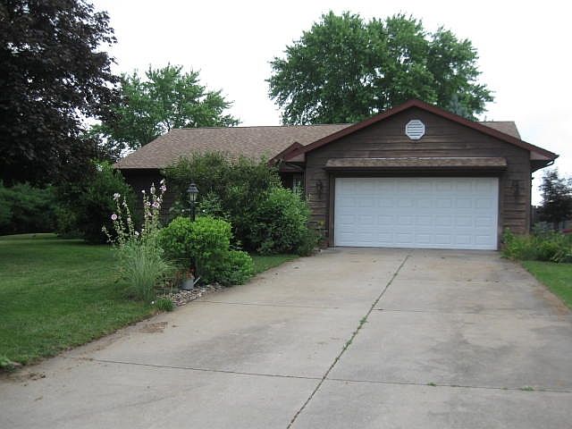 1st image of 18279 Northrop Dr