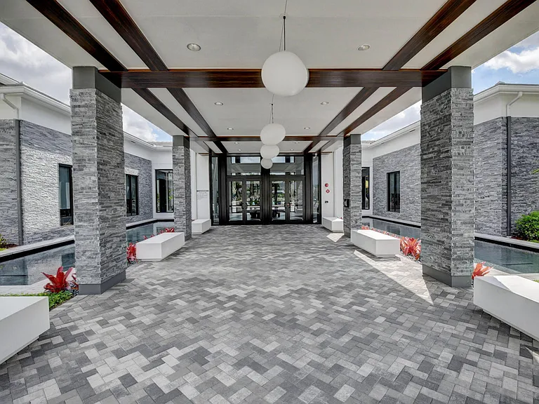 17089 Rainbow Falls Trl — Photo 141