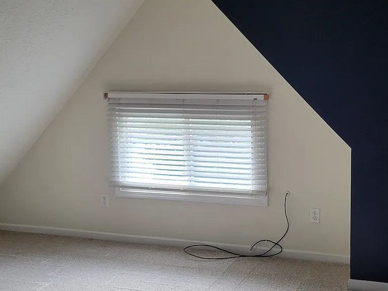 550 Delta Ave — Photo 11
