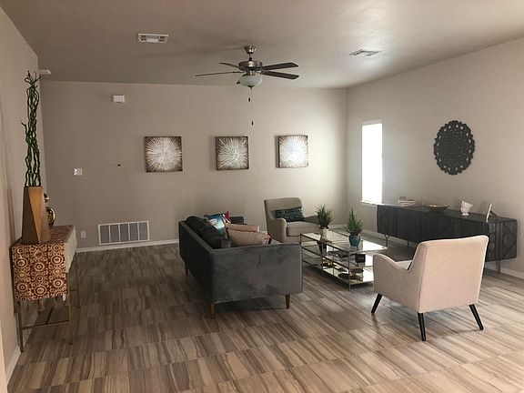 4th image of 12573 Blue Heron Dr