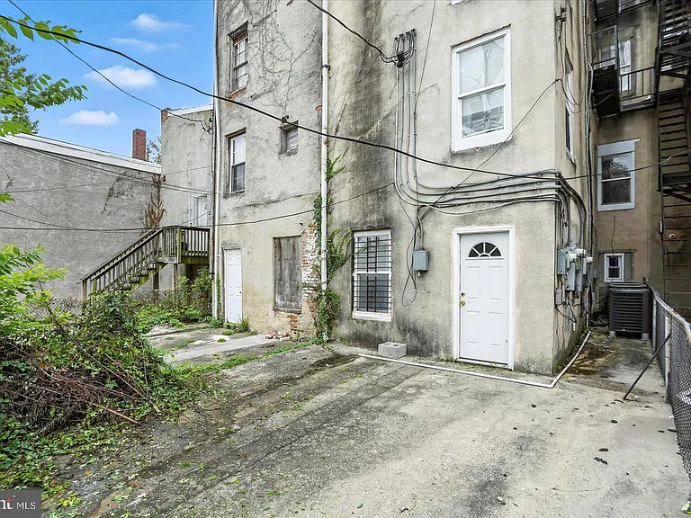1021 N Caroline St #2 — Photo 23